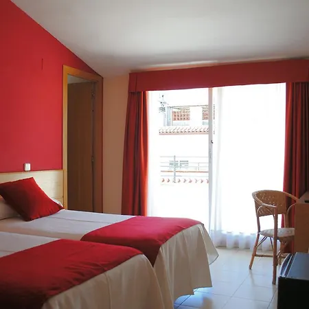 Hotel Rvhotels Mar De Tossa 3*