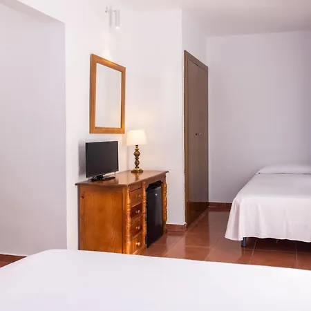 מלון Rvhotels Mar De Tossa טוסה דה מאר