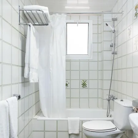 מלון Rvhotels Mar De Tossa טוסה דה מאר