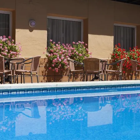 Rvhotels Mar De Tossa 3* توسا ذي مار