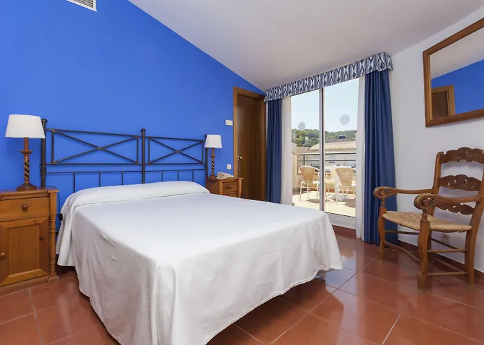 Rvhotels Mar De Tossa فندق 3*